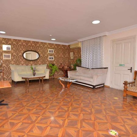 Hotel Nikea Paradiso Кутаїсі Екстер'єр фото
