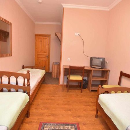 Hotel Nikea Paradiso Кутаїсі Екстер'єр фото