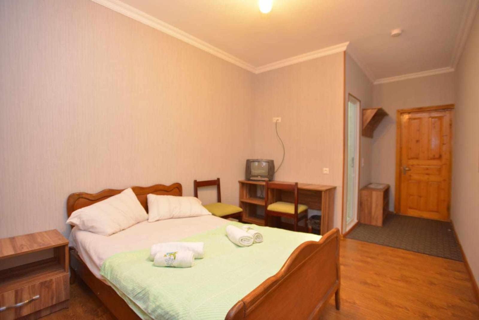 Hotel Nikea Paradiso Кутаїсі Екстер'єр фото