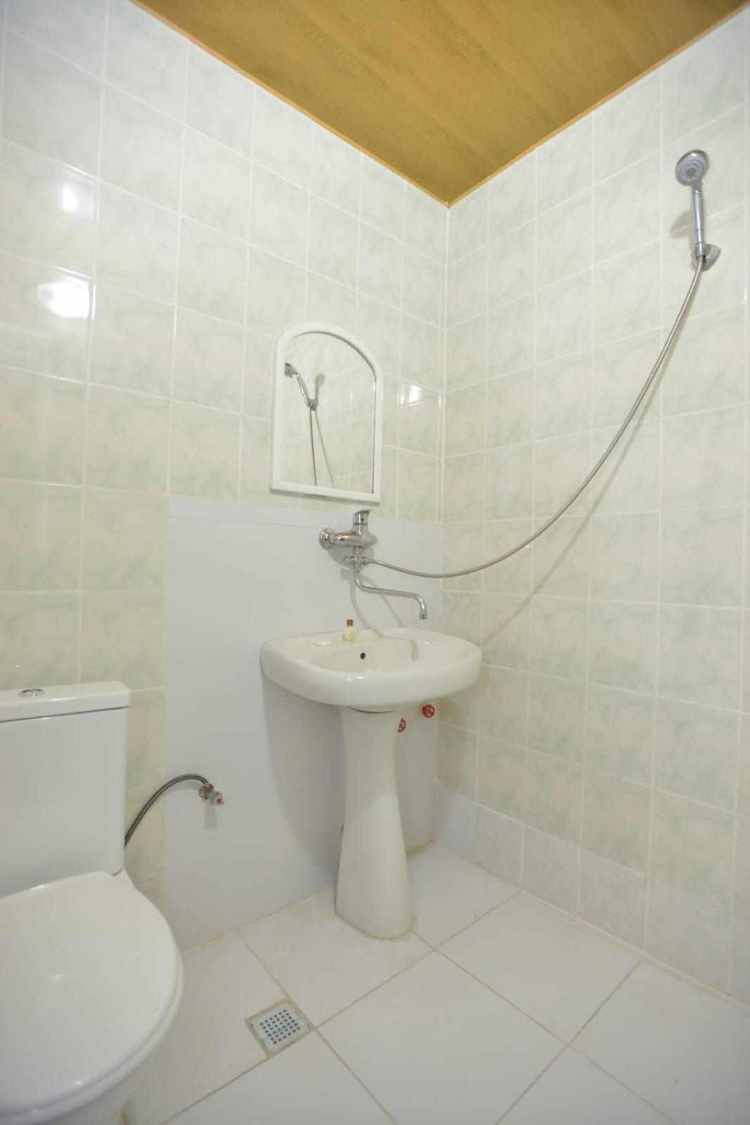 Hotel Nikea Paradiso Кутаїсі Екстер'єр фото