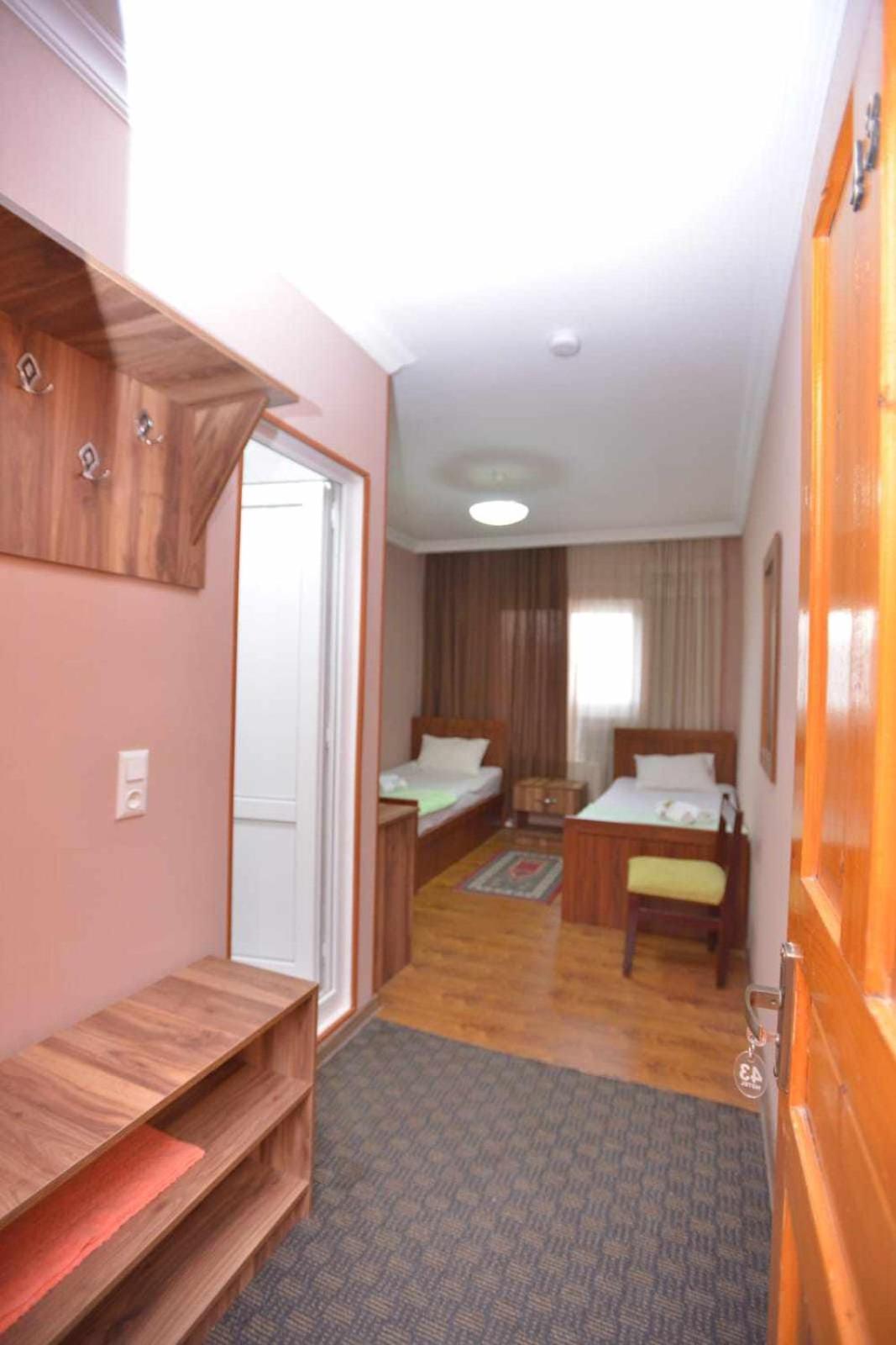 Hotel Nikea Paradiso Кутаїсі Екстер'єр фото